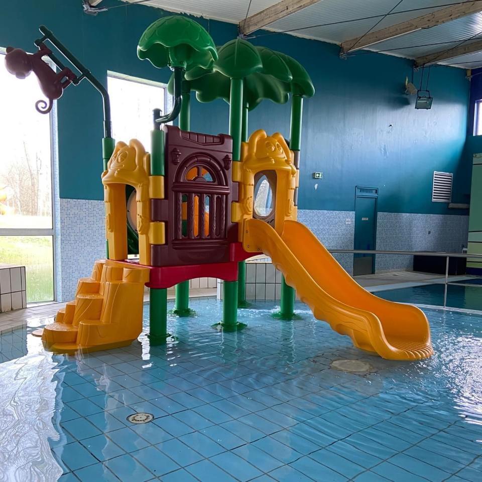 Cottage Chaleureux Dans Domaine Prive Signy-le-Petit Zewnętrze zdjęcie