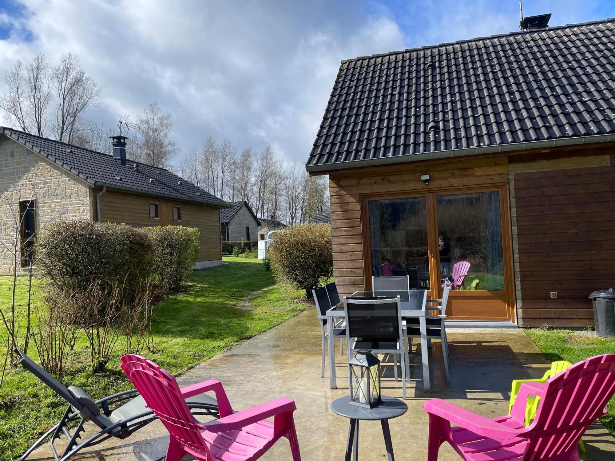 Cottage Chaleureux Dans Domaine Prive Signy-le-Petit Zewnętrze zdjęcie